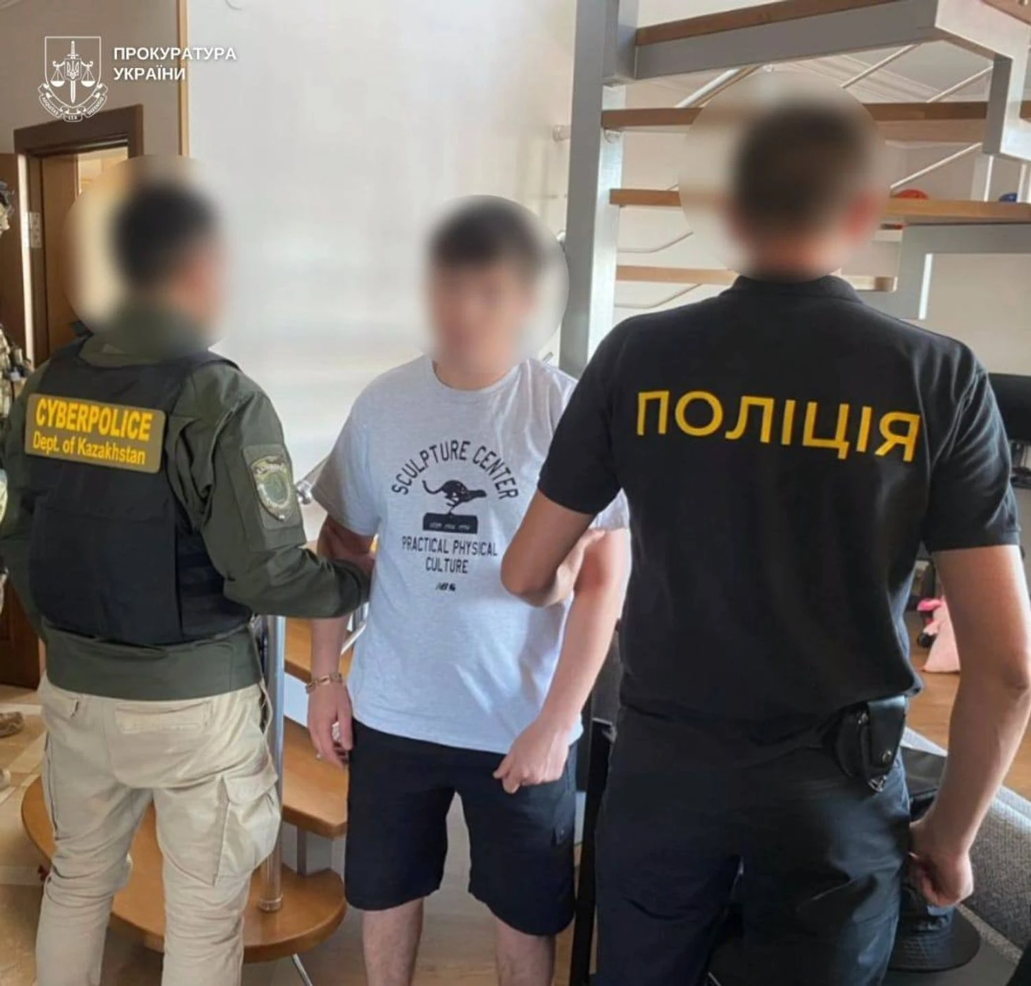 У Чернівцях викрили шахрайський кол-центр, який ошукав громадян Казахстану на мільйони