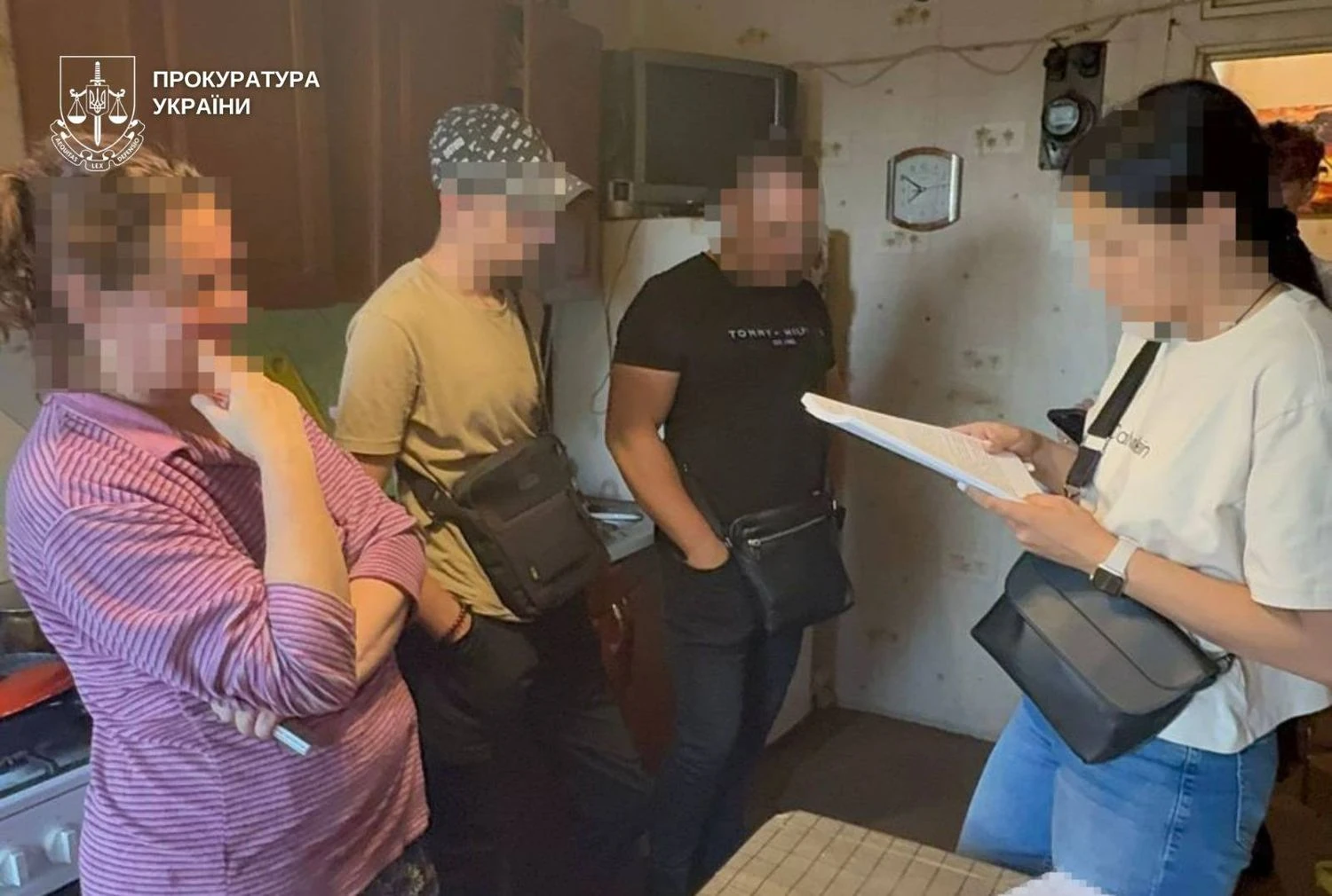 Заволоділи майже 7 млн грн під час ремонту шкільних укриттів: на Дніпропетровщині судитимуть посадовицю міськради та інженера