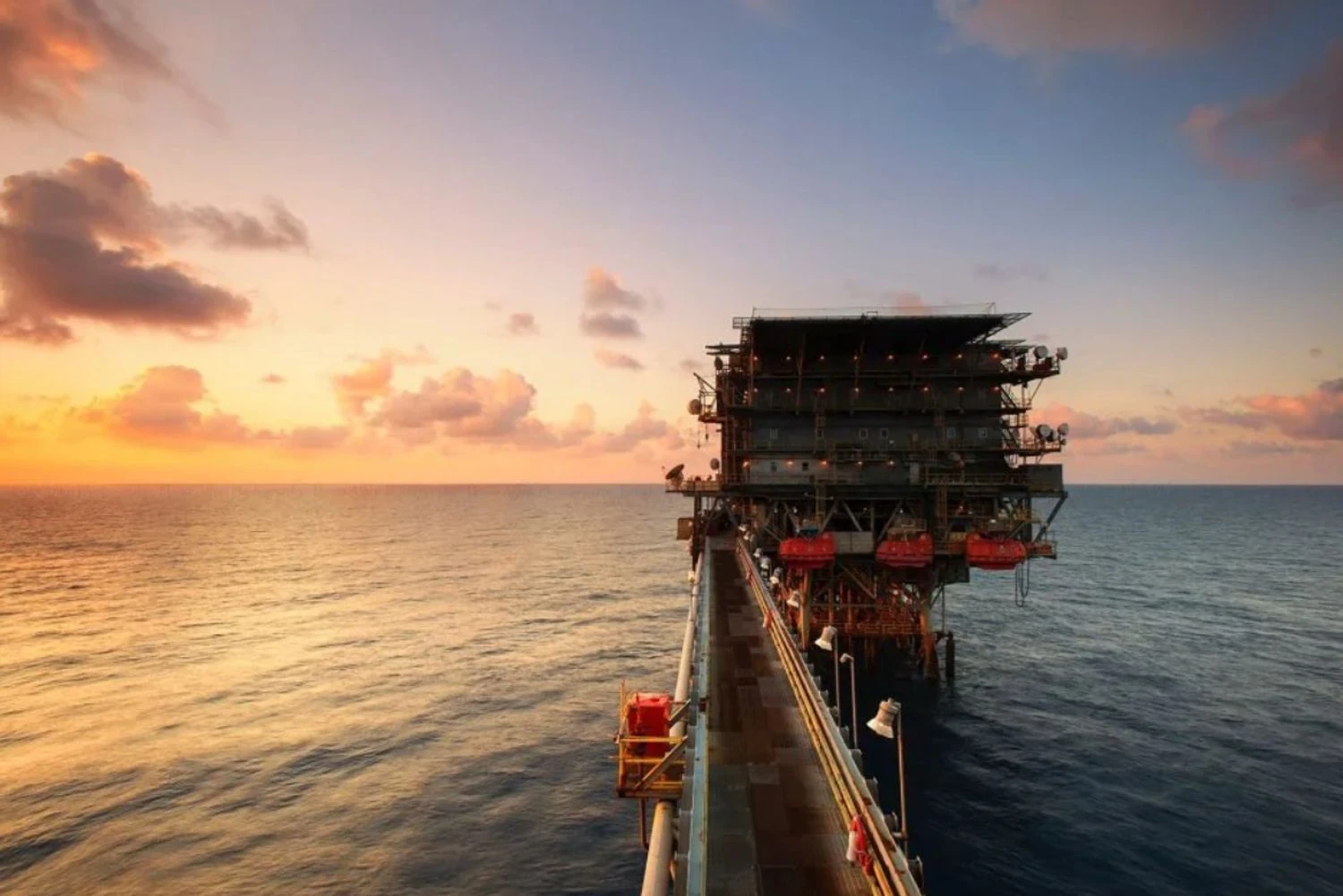 Диверсифікація у дії: нафтопереробні заводи Індії купують рідкісні сорти нафти у Гаяні