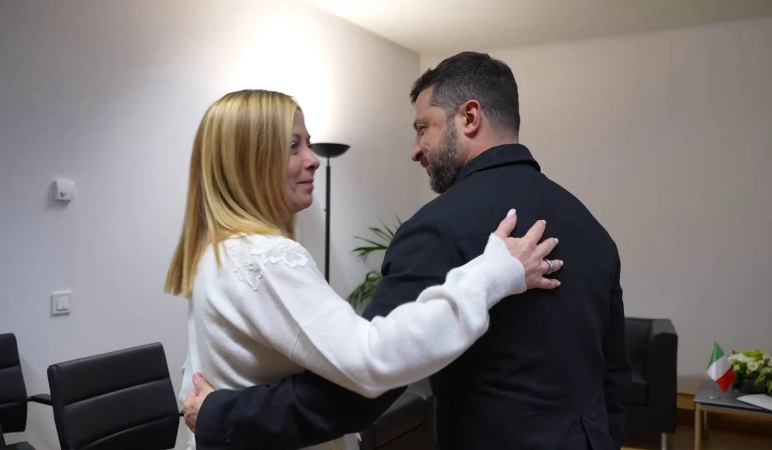 Зеленський обговорив із Мелоні захист енергетики та оборонні проєкти SAFE