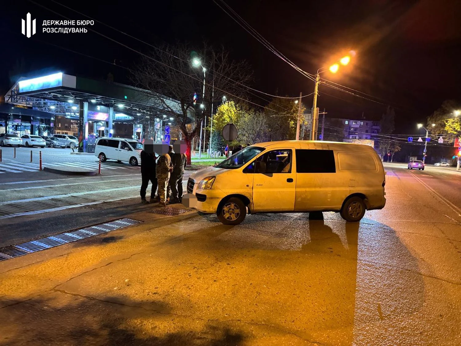 Прикладом зброї розбив скло службового авто: в Одесі стався конфлікт між поліцейським і військовими ТЦК