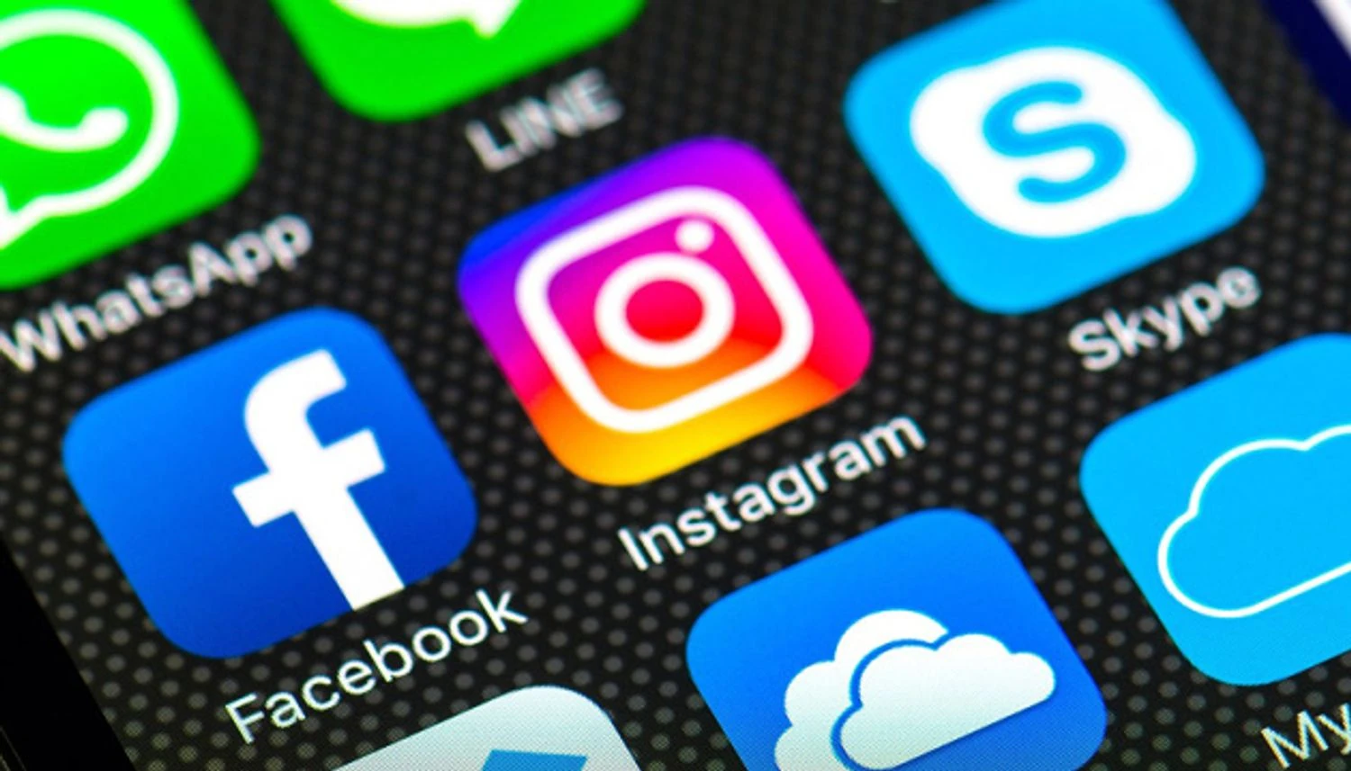 Данія має намір заборонити соціальні мережі для дітей віком до 15 років