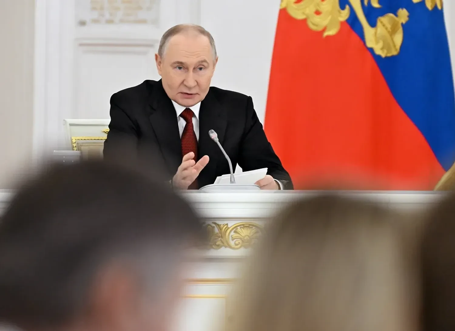 путін не має наміру підписувати мирну угоду, попри погіршення свого становища - Telegraph