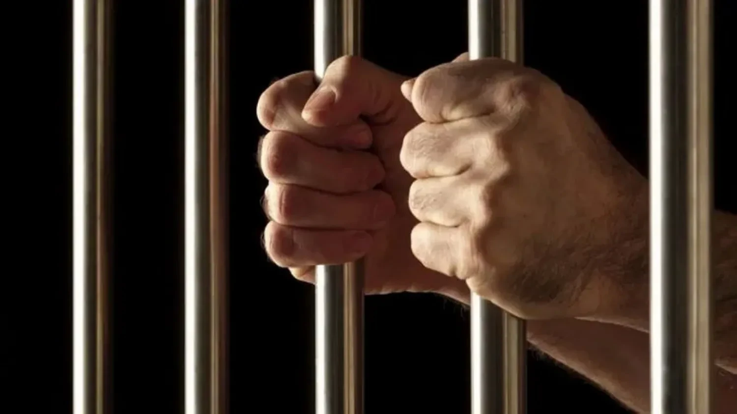 Крапка у резонансній справі: