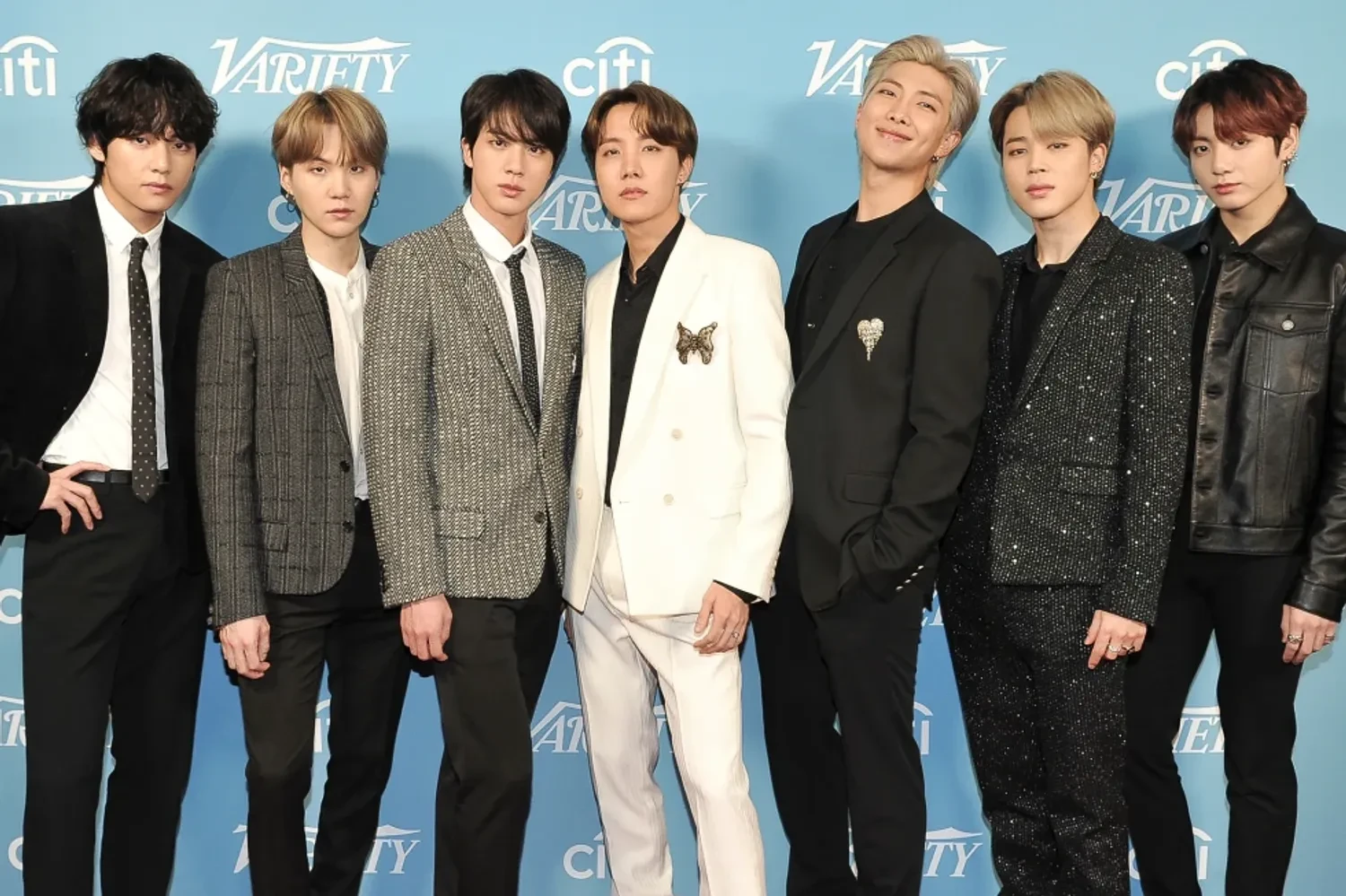 BTS офіційно оголосили дату камбеку: гурт повернеться у березні після чотирирічної перерви