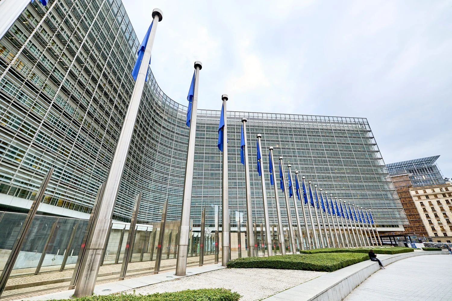 ЄС розглядає можливість створення посади перемовника з путіним - Politico