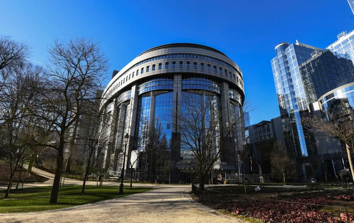 Європарламент схвалив кредит для України на €90 млрд