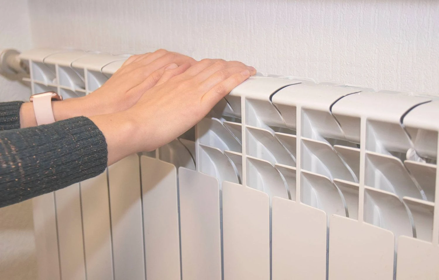 У Києві 639 багатоповерхівок залишаються без тепла після атак