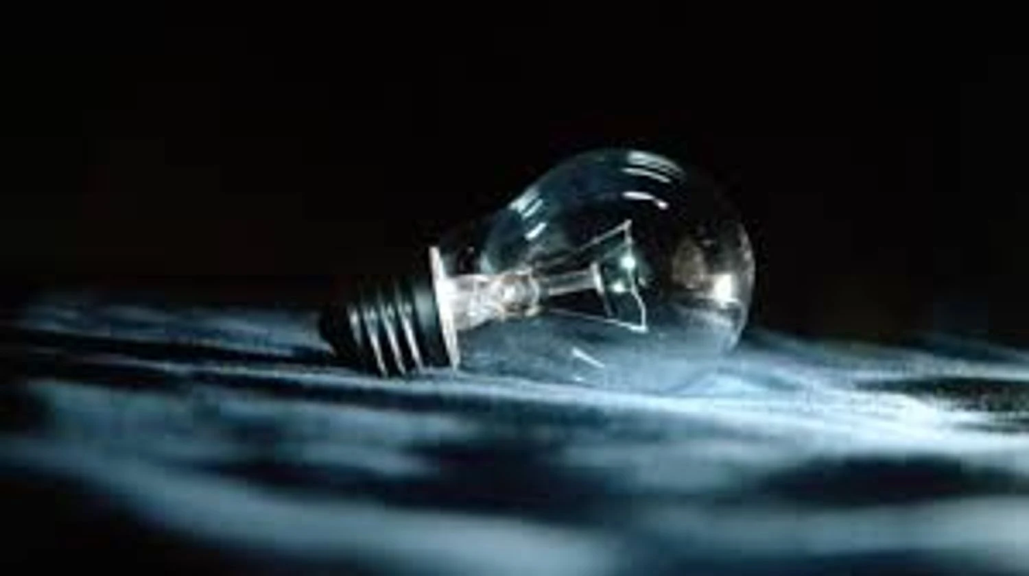 У Києві понад 255 бригад працюють над поверненням світла й тепла, їх кількість збільшать - Шмигаль