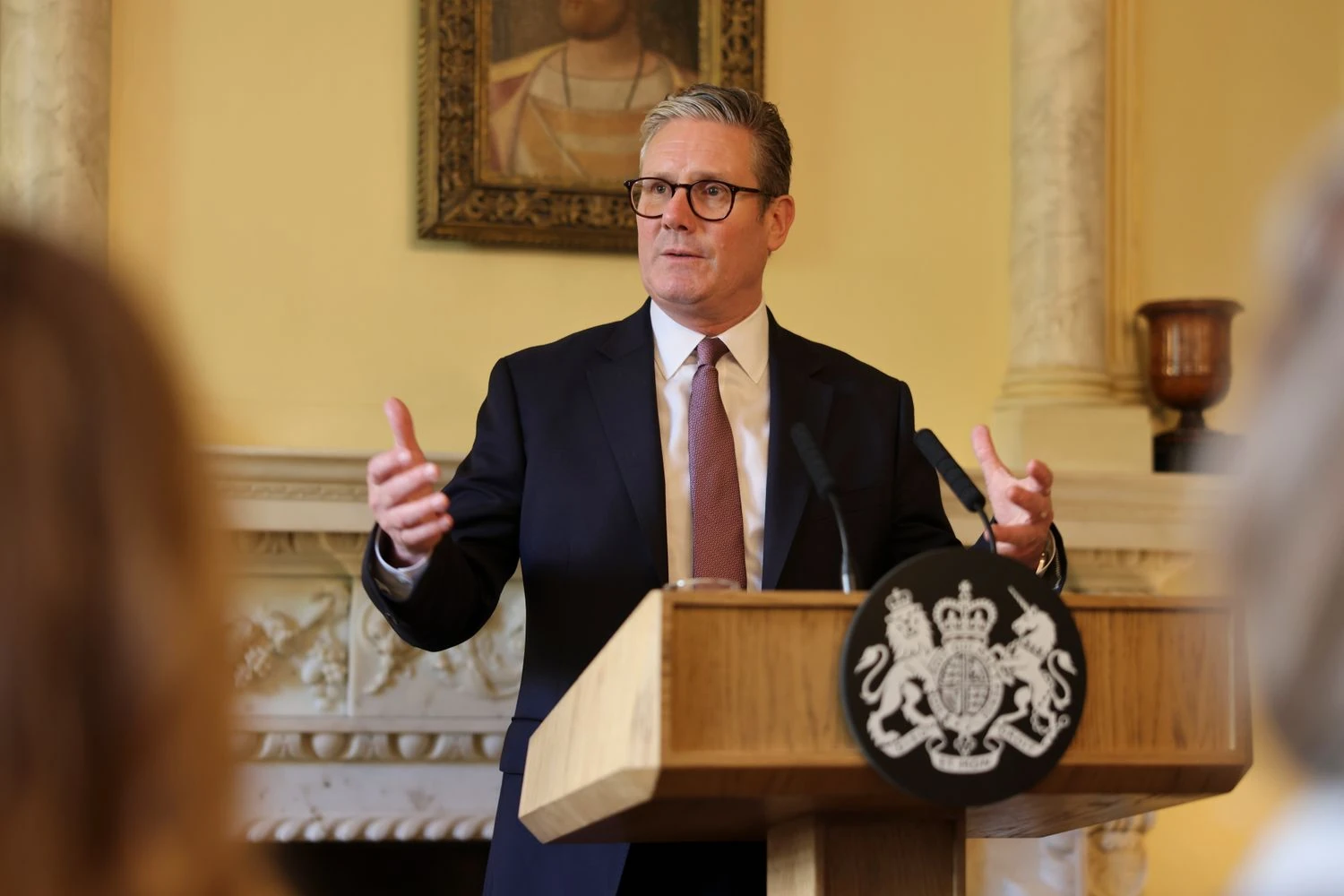 "Тіньовий флот" залишається ключовим інструментом обходу санкцій росією - Стармер