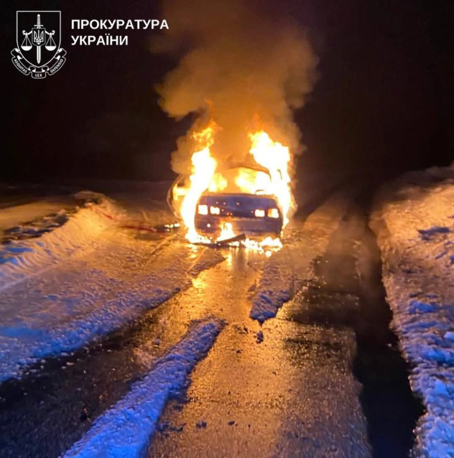 Ворожий дрон атакував цивільне авто на Сумщині, загинули люди