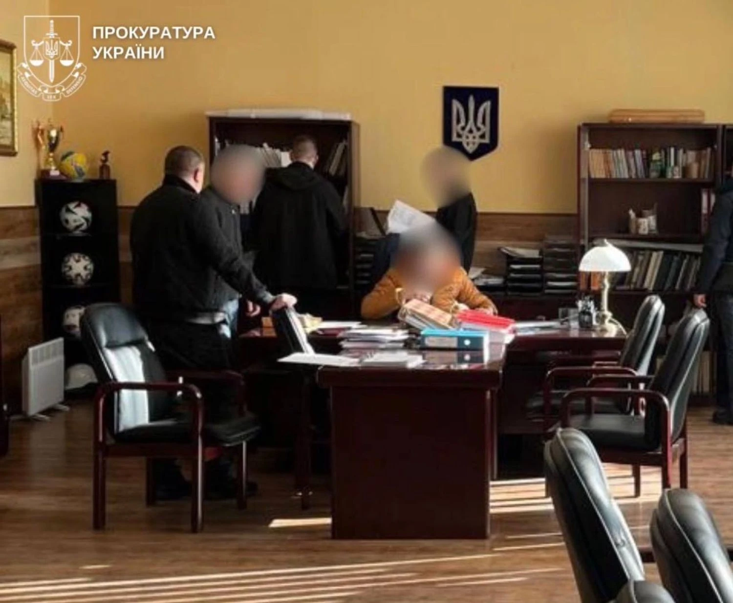 У Києві посадовців держінституту підозрюють у схемі ухилення від мобілізації та виправдовуванні збройної агресії рф