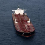 Зеленський: ми працюємо над конфіскацією нафти з суден тіньового флоту рф