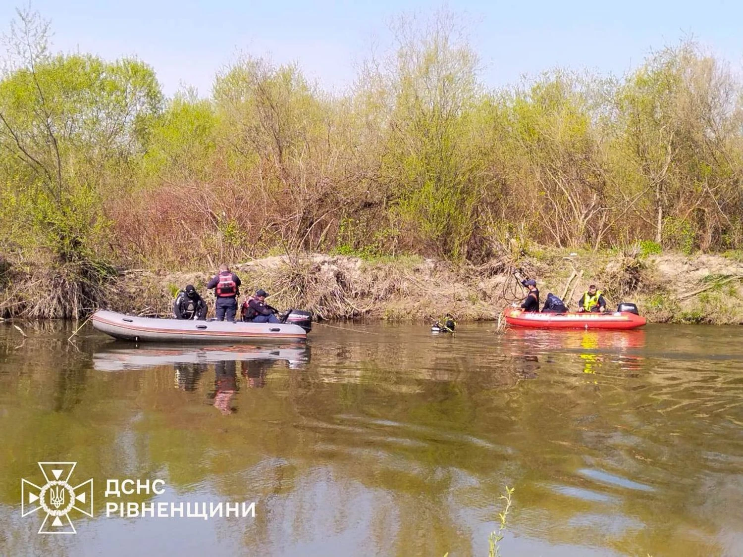 На Рівненщині водолази знайшли тіло хлопчика, який зник на початку квітня
