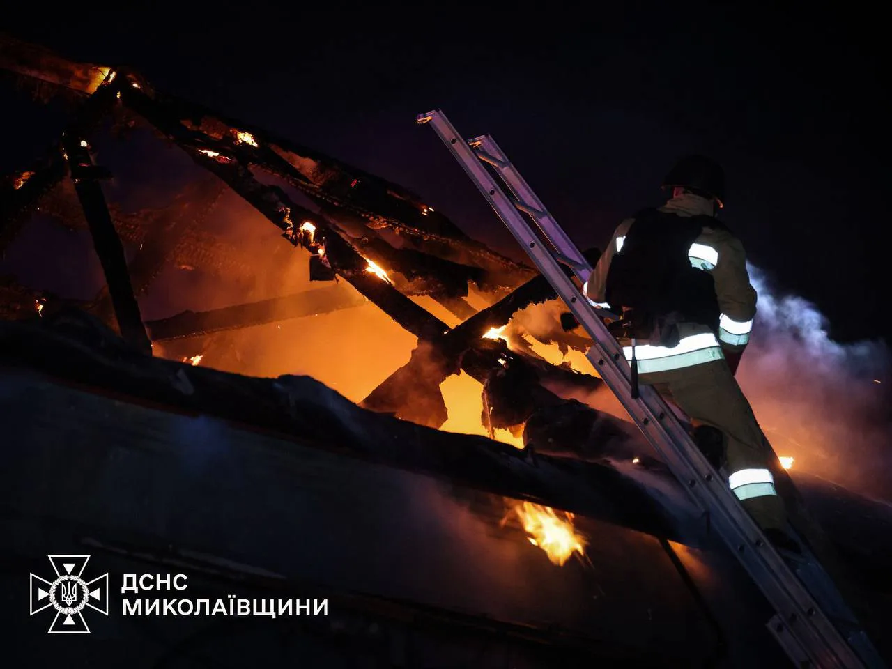 Зеленський розкрив наслідки нічної атаки рф - зачепило залізницю та енергетику