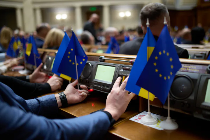 Рада схвалила податок на доходи від цифрових платформ з пакету МВФ