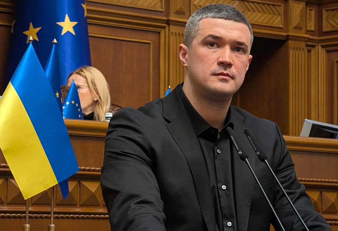 Обурення серед військових після звільнення Федорова з посади міністра оборони зростає - ВВС